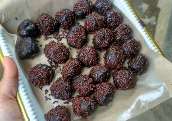 Resep Bola bola oreo oleh Tita Aryani Cookpad Resep Bola bola oreo oleh Tita Aryani Cookpad