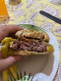 Hambúrguer na churrasqueira