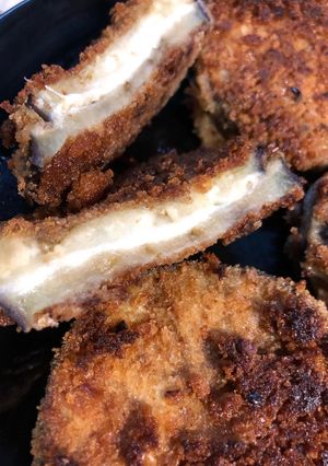 Une photo de Aubergines panées a la mozzarella