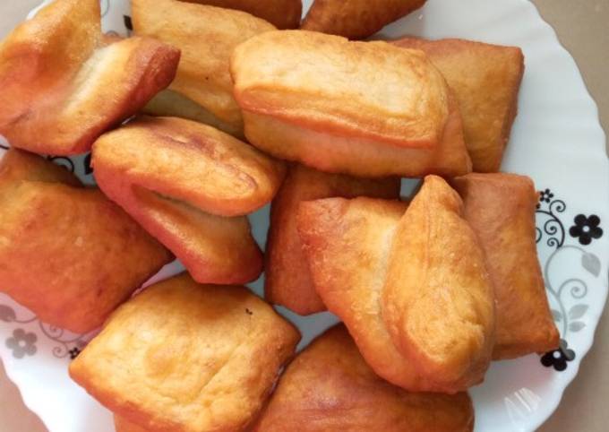 Fluffy mandazi