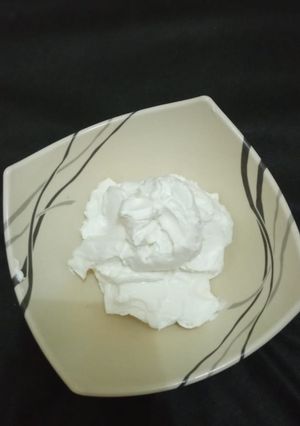 Foto resep Butter Cream (Lembut, Kokoh, Tidak ngendal dilidah)
