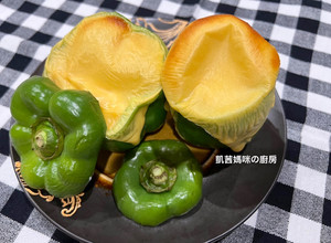 玉米雞丁青椒盅 的食譜成品照片