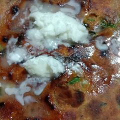 A picture of Methi paratha.