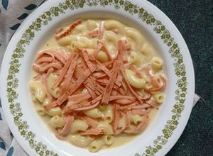 Gambar Mac & Cheese with Chicken slice