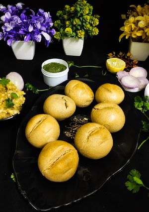 लिट्टी चोखा (Litti chokha recipe in Hindi) रेसिपी मुख्य फोटो