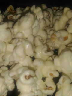 A picture of White Chocolate Popcorn.