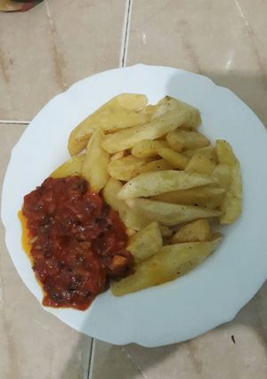 A picture of Homemade french fries/ chips.