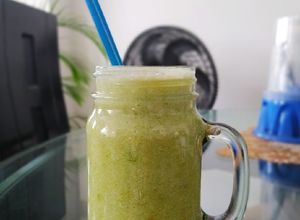 Una foto de Batido verde desintoxicante