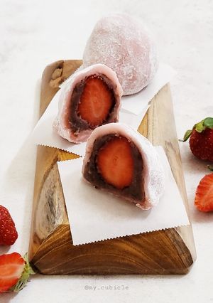 Foto resep Ichigo Daifuku (Strawberry Mochi)