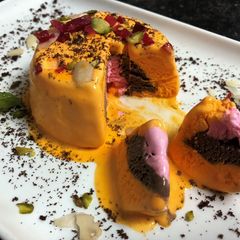 A picture of Tartufo.