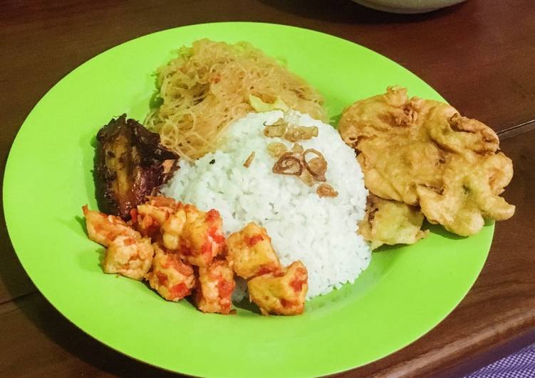 Resep Nasi Uduk pakai ricecooker yang Bisa Manjain Lidah