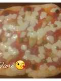 Pizza casalinga fantasia..con lievitazione lunga..molto buona!