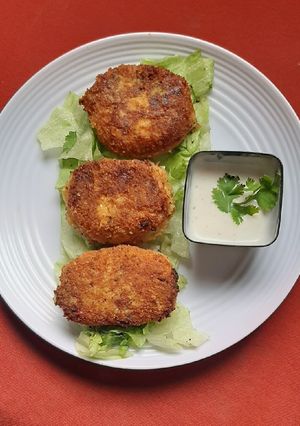 Una foto de Croquetas de papa, brócoli y salsa blanca