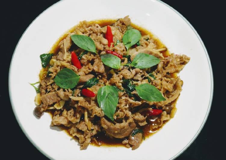 Cara Mudah Membuat Thai Beef Basil Super Lezat