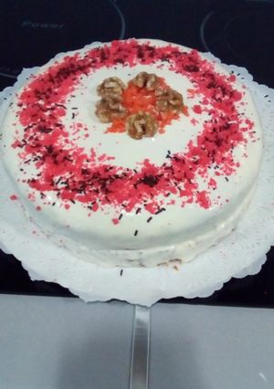 Una foto de Tarta de zanahorias con crema de queso