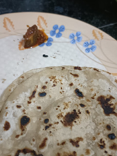 A picture of Simple paratha.