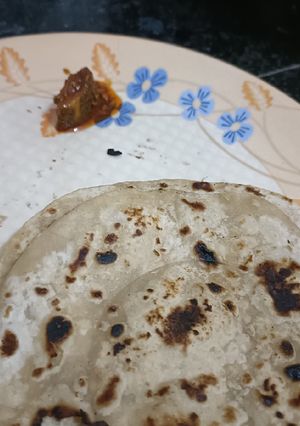 A picture of Simple paratha.