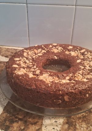 Una foto de Budín vegano de Cacao con maní tostado