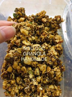 Hình của món Granola handmade.
