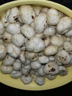 भुना हुआ मखाना (Rosted makhana recipe in hindi) रेसिपी मुख्य फोटो