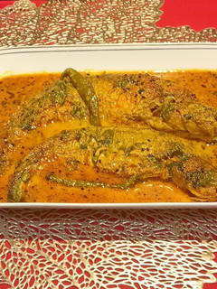 A picture of Sorshe/ mustard Paste Pabda Mach/ Fish.