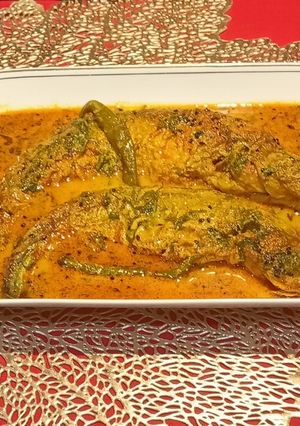 A picture of Sorshe/ mustard Paste Pabda Mach/ Fish.
