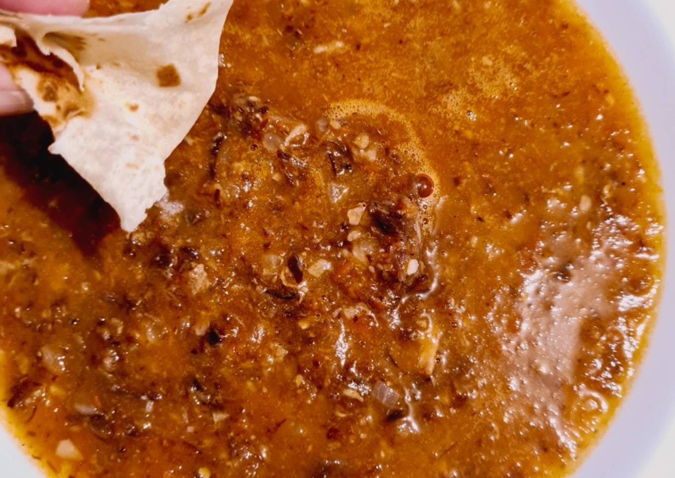 Caldillo de carne seca con tortillas de harina, a mi estilo