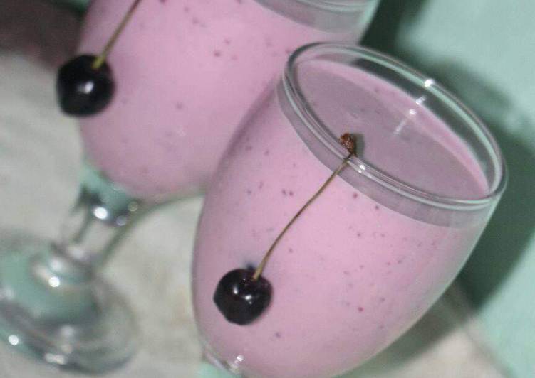 Recipe of Any-night-of-the-week Cherry smoothy