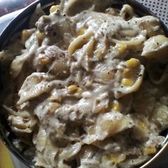 A picture of Tuna and sweet corn pasta salad.