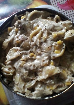 A picture of Tuna and sweet corn pasta salad.