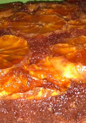 Una foto de Torta invertida de naranjas!!🍊🍊