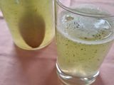 Agua de hierbabuena