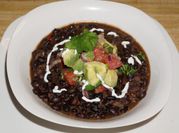 Una foto de frijol con cerdo