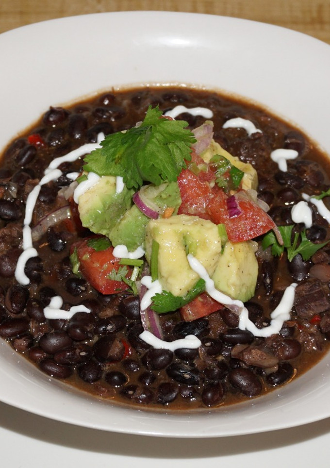 Una foto de POROTOS NEGROS CUBANOS. (FRIJOLES). JON STYLE