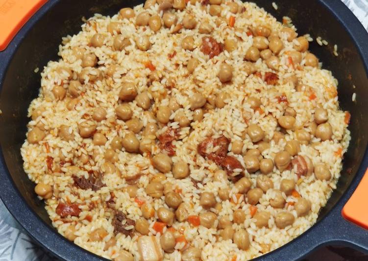 Paella de cocido