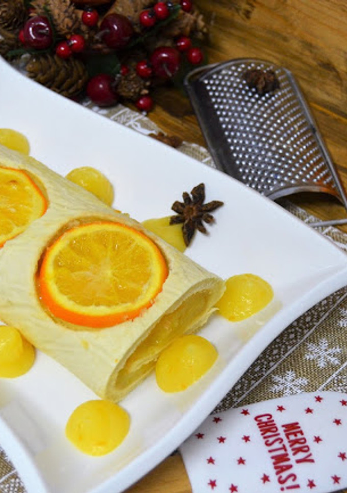 Una foto de Tronco de Navidad de naranja