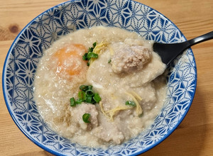 รูปของ โจ๊กข้าวโอ๊ตหมูสับ อาหารเช้า ครัวต่างแดน