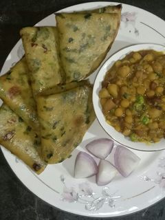 মেথি পরোটা(Methi parota recipe in bengali) রেসিপির প্রধান ছবি