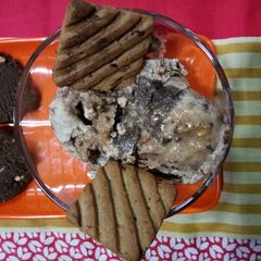 A picture of Cookie Cream.