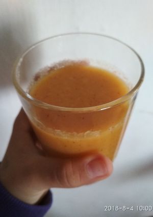 Una foto de Licuado de frutas delicioso 😋