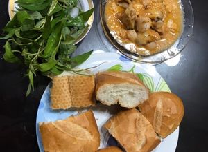 Hình của món NGAO 2 CỒI XÀO BƠ CAY - chấm bánh mì ngon hết sẩy.