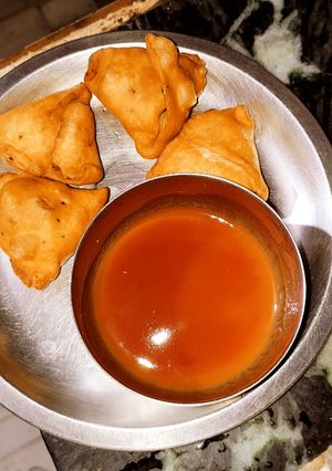 मसालेदार  पंजाबी  मिनी समोसा (masaledar punjabi mini Samosa recipe in Hindi) रेसिपी मुख्य फोटो