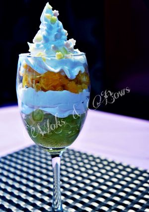 A picture of Fruit Trifle.