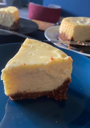 A picture of Cheesecake: Not cake not cheese.