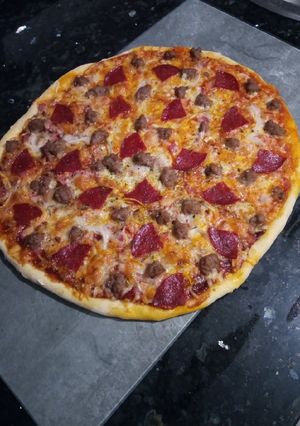 Una foto de Pizza Barbacoa/Tomate