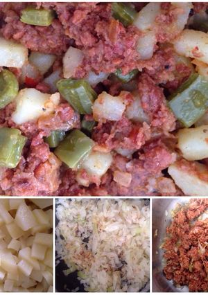 Una foto de Papas con chorizo y nopales