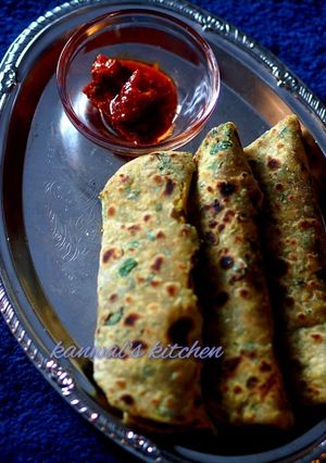 A picture of Methi thepla.