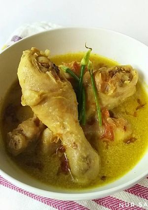 Foto resep Opor Ayam Putih Simple