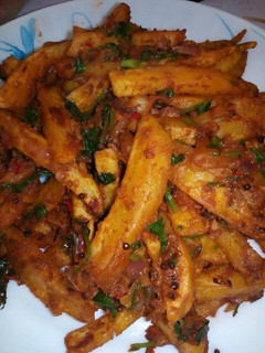 A picture of Chips masala.