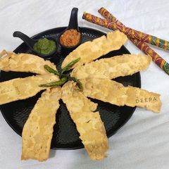 A picture of Fafda.